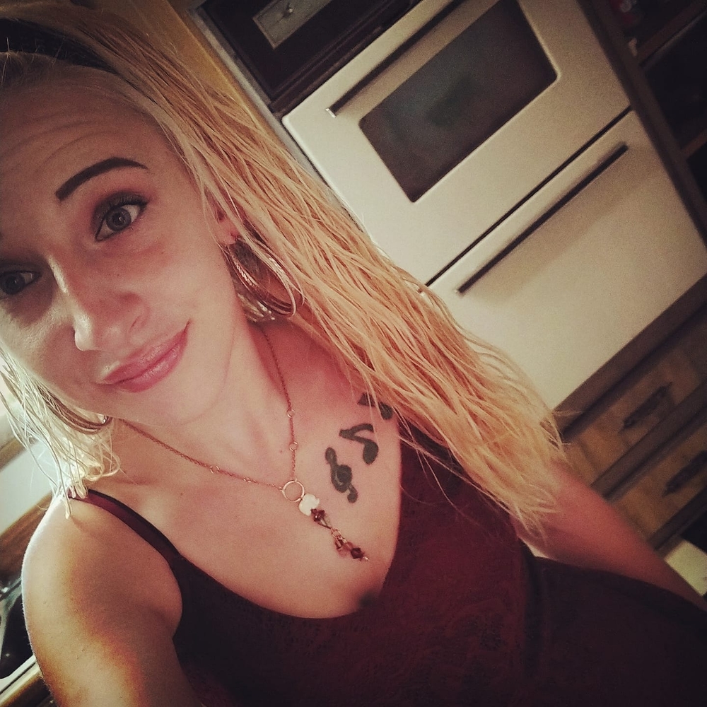 Meet your Posher, April